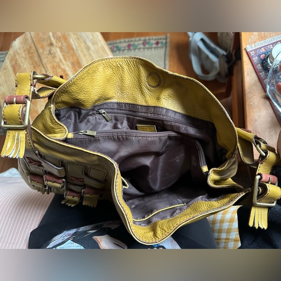 Vintage genuine leather purse with cute fringe details - Picture 3 of 3